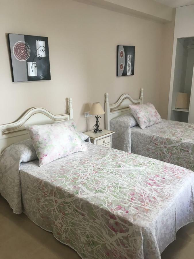 Arjona Apartamentos Hela מראה חיצוני תמונה