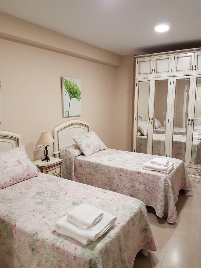 Arjona Apartamentos Hela מראה חיצוני תמונה