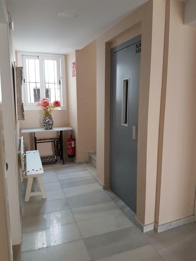 Arjona Apartamentos Hela מראה חיצוני תמונה
