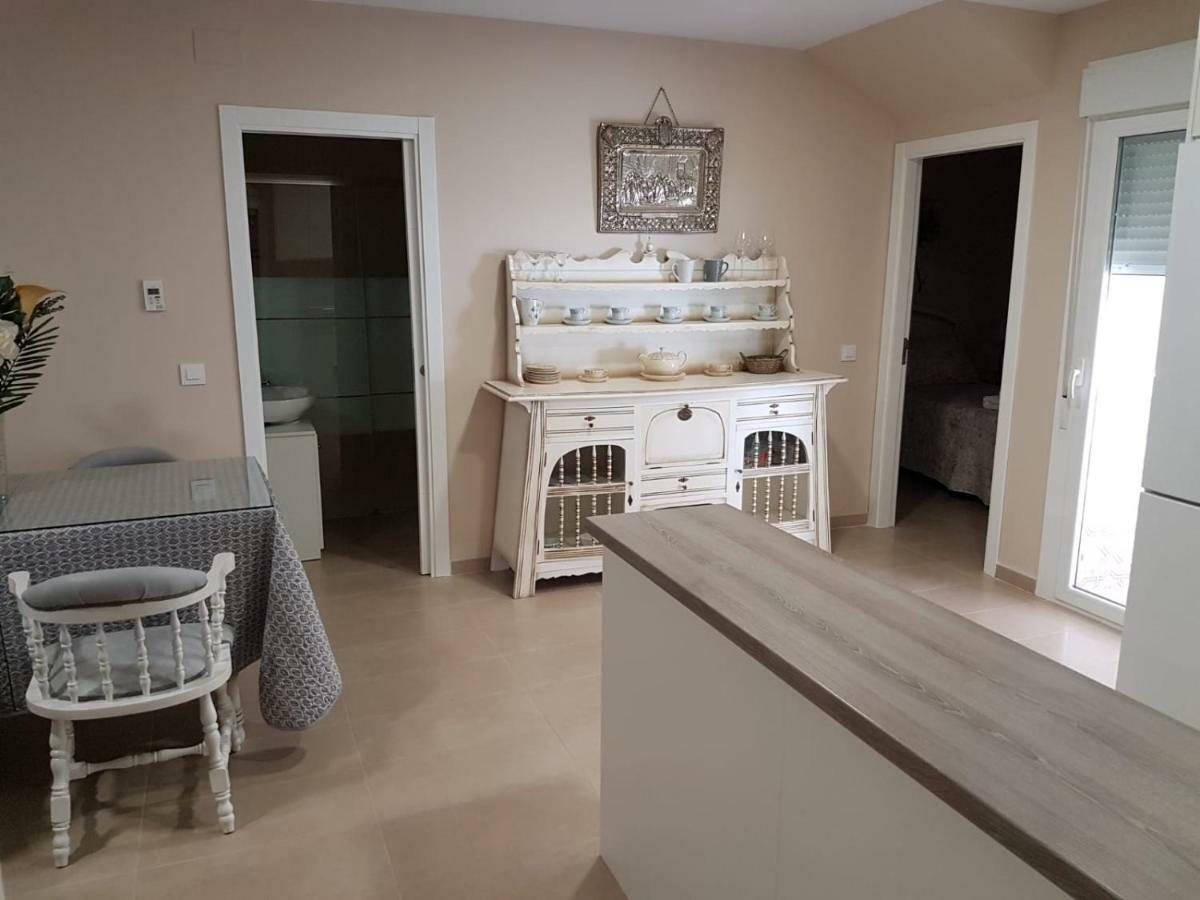 Arjona Apartamentos Hela מראה חיצוני תמונה