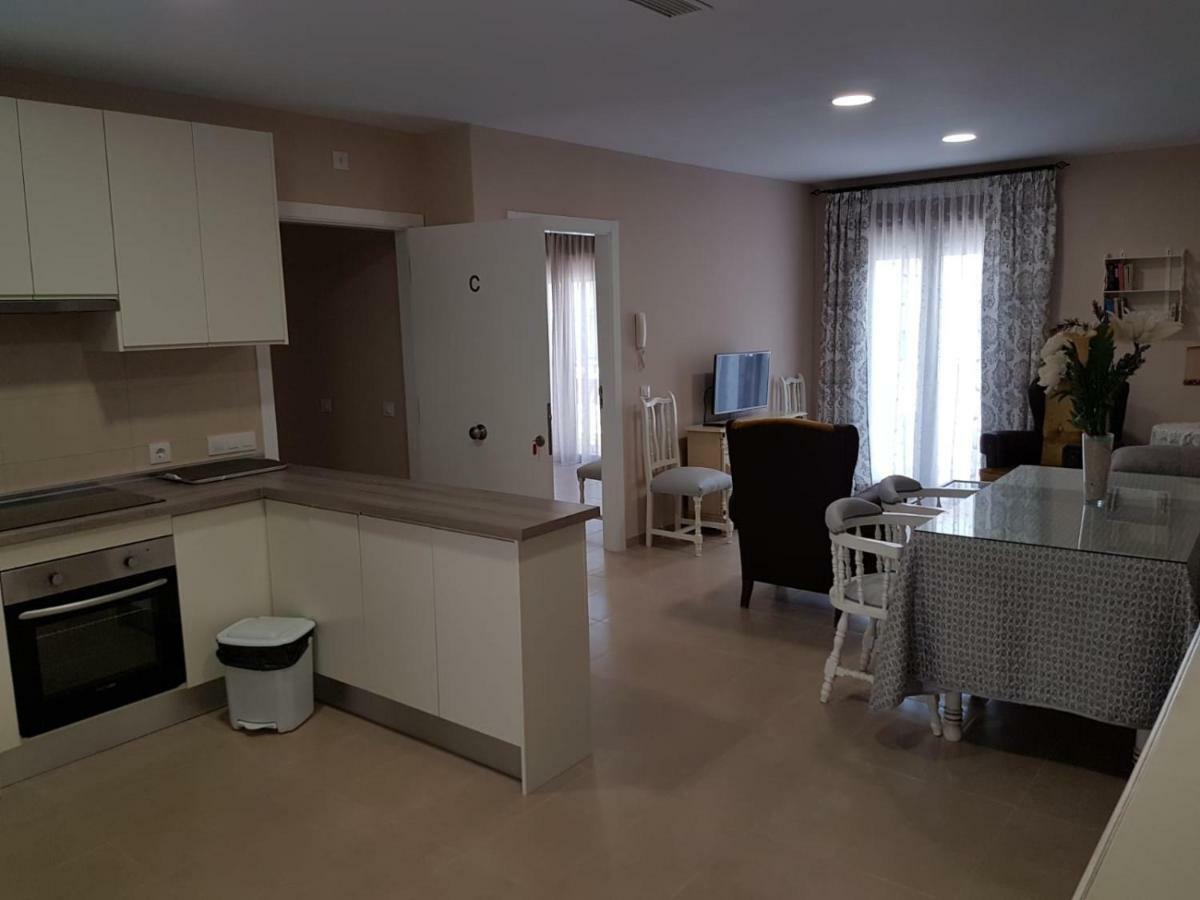 Arjona Apartamentos Hela מראה חיצוני תמונה